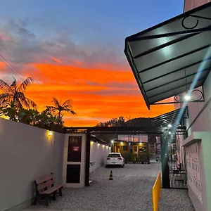  Pensión Residencial Paraíso